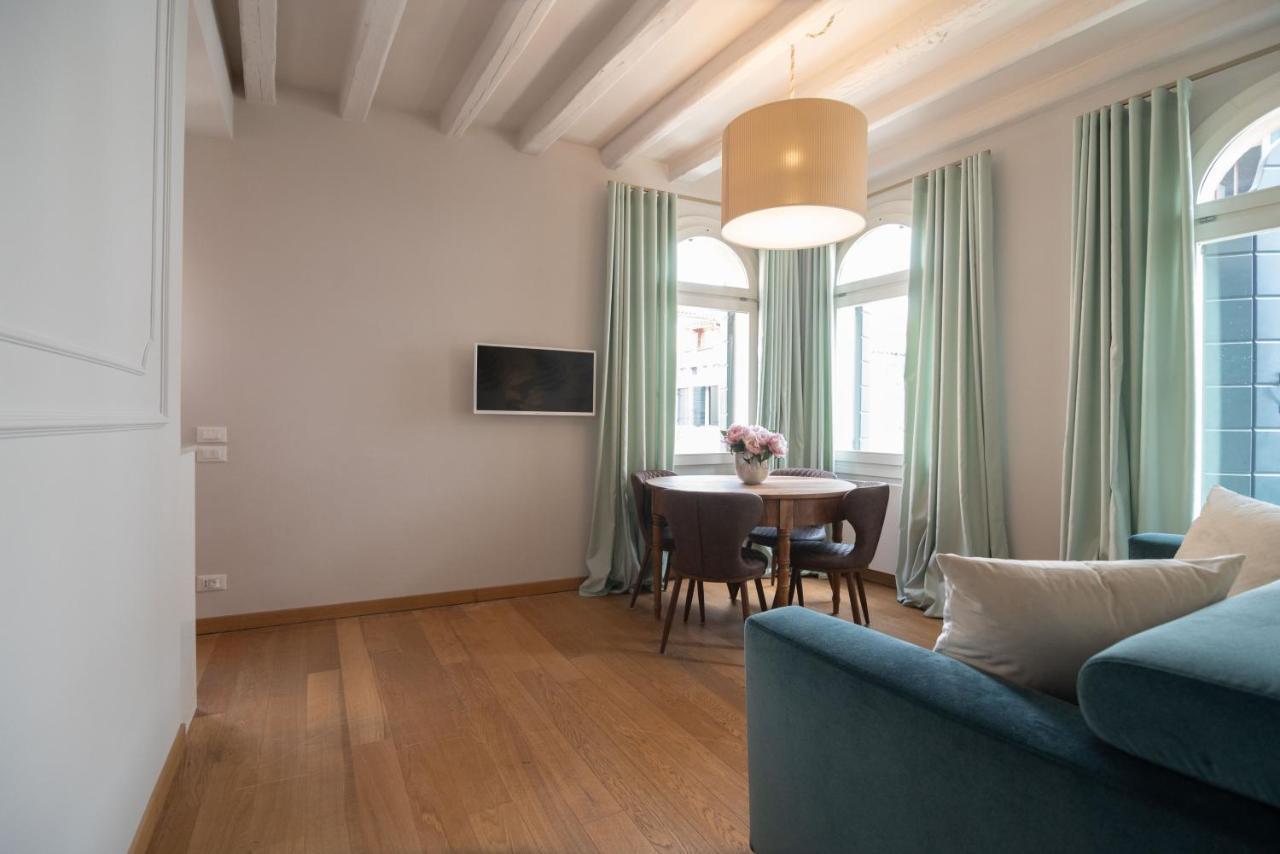Appartamento Delle Vele Venecia Exterior foto