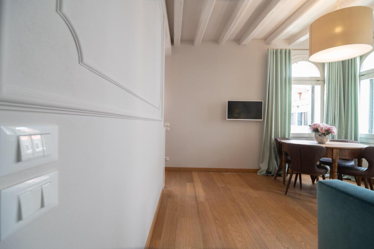Appartamento Delle Vele Venecia Exterior foto